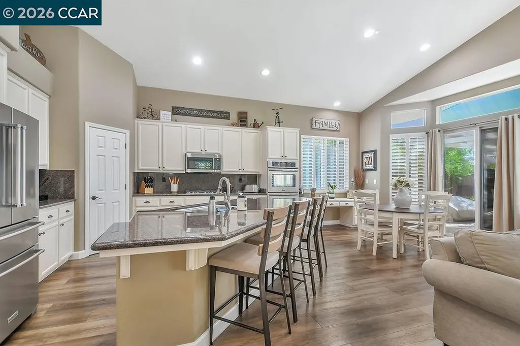 988 Country Glen Lane Brentwood CA 94513