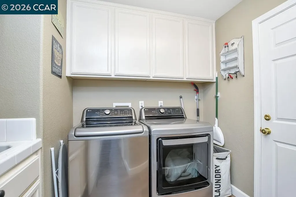 988 Country Glen Lane Brentwood CA 94513