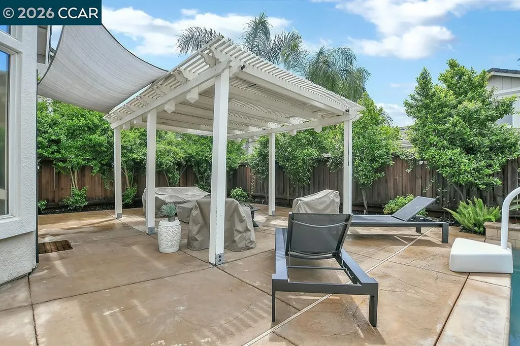 988 Country Glen Lane Brentwood CA 94513