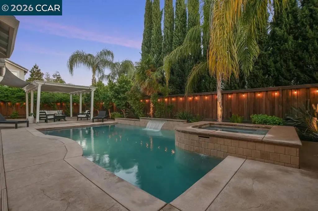 988 Country Glen Lane Brentwood CA 94513