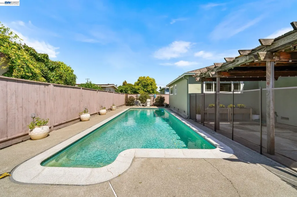 347 Anza Way San Leandro CA 94578