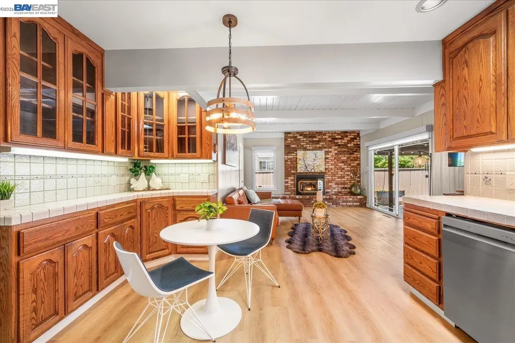 347 Anza Way San Leandro CA 94578
