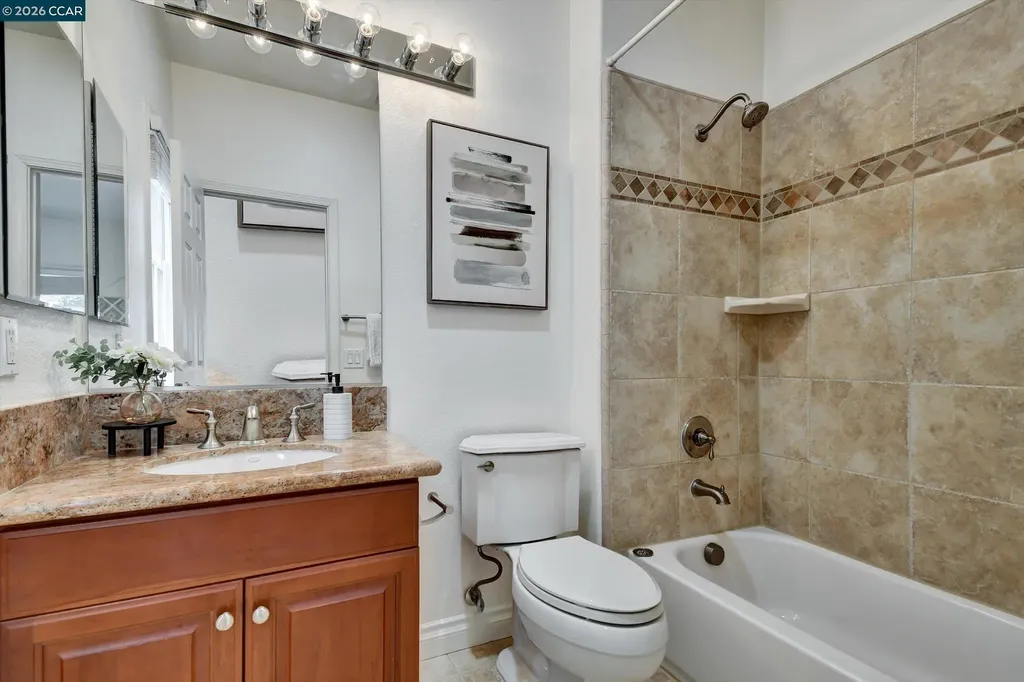 1018 Promenade Street Hercules CA 94547