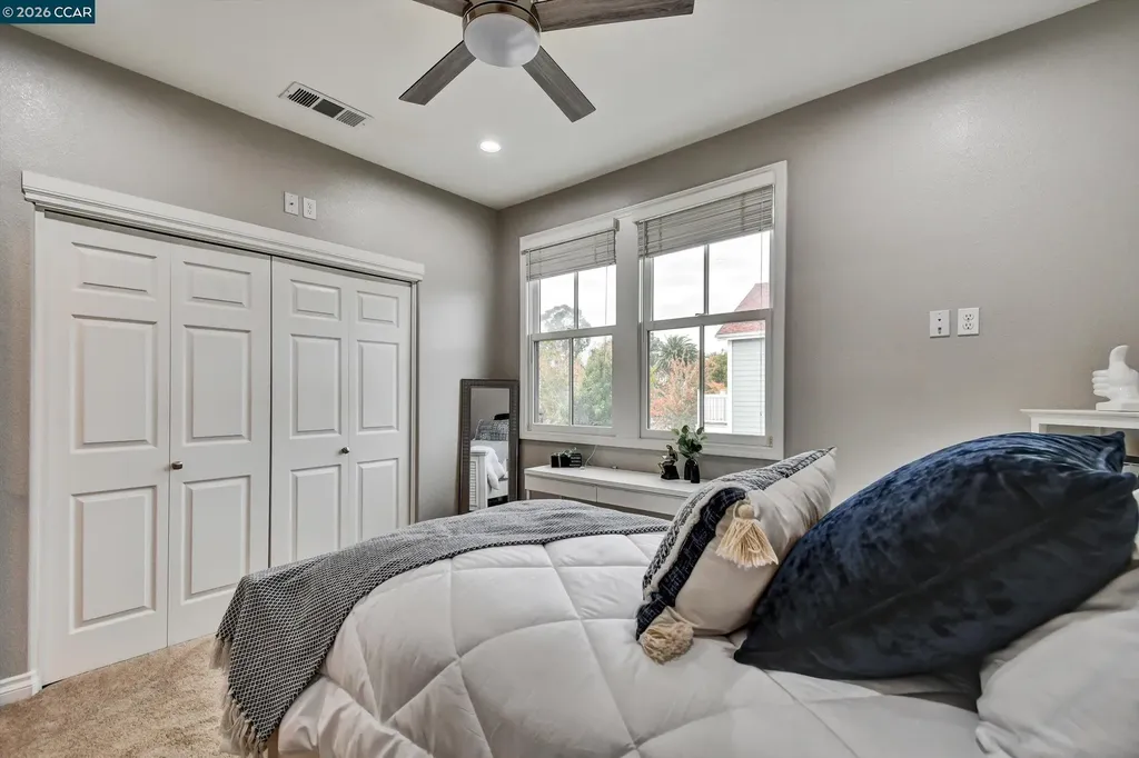 1018 Promenade Street Hercules CA 94547