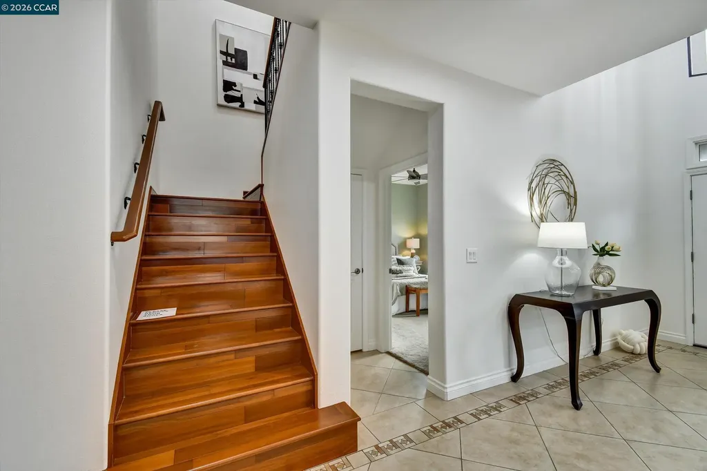 1018 Promenade Street Hercules CA 94547