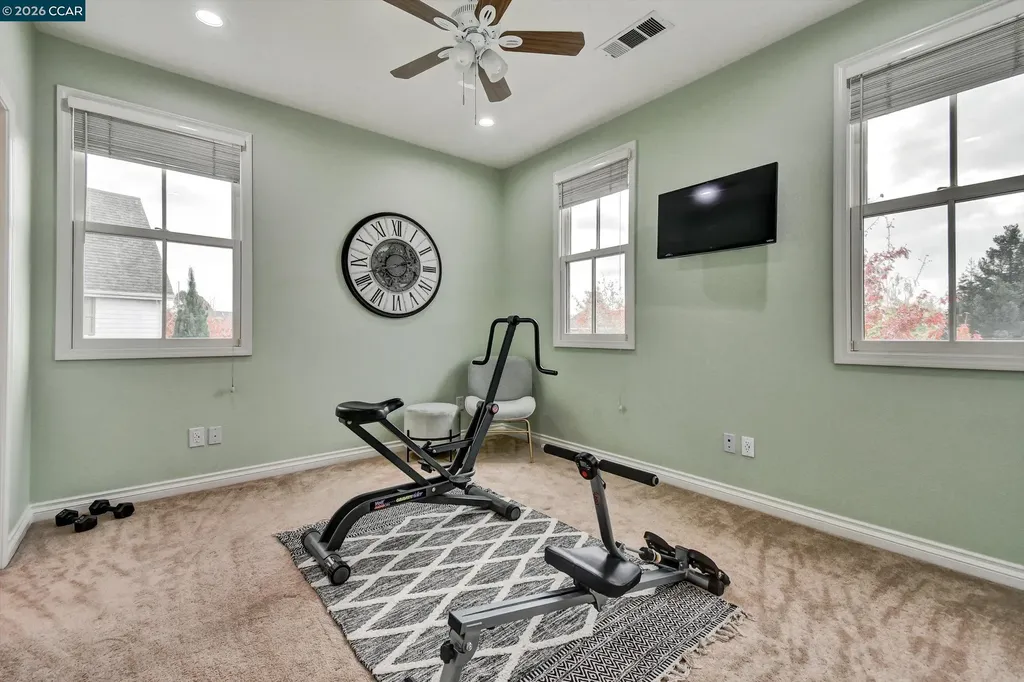 1018 Promenade Street Hercules CA 94547