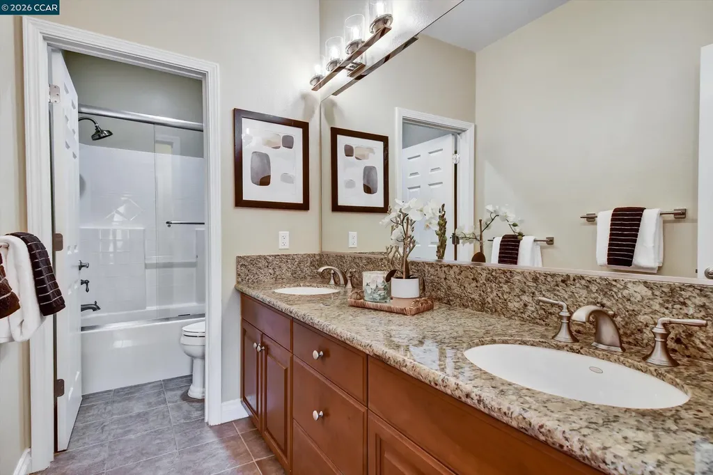 1018 Promenade Street Hercules CA 94547