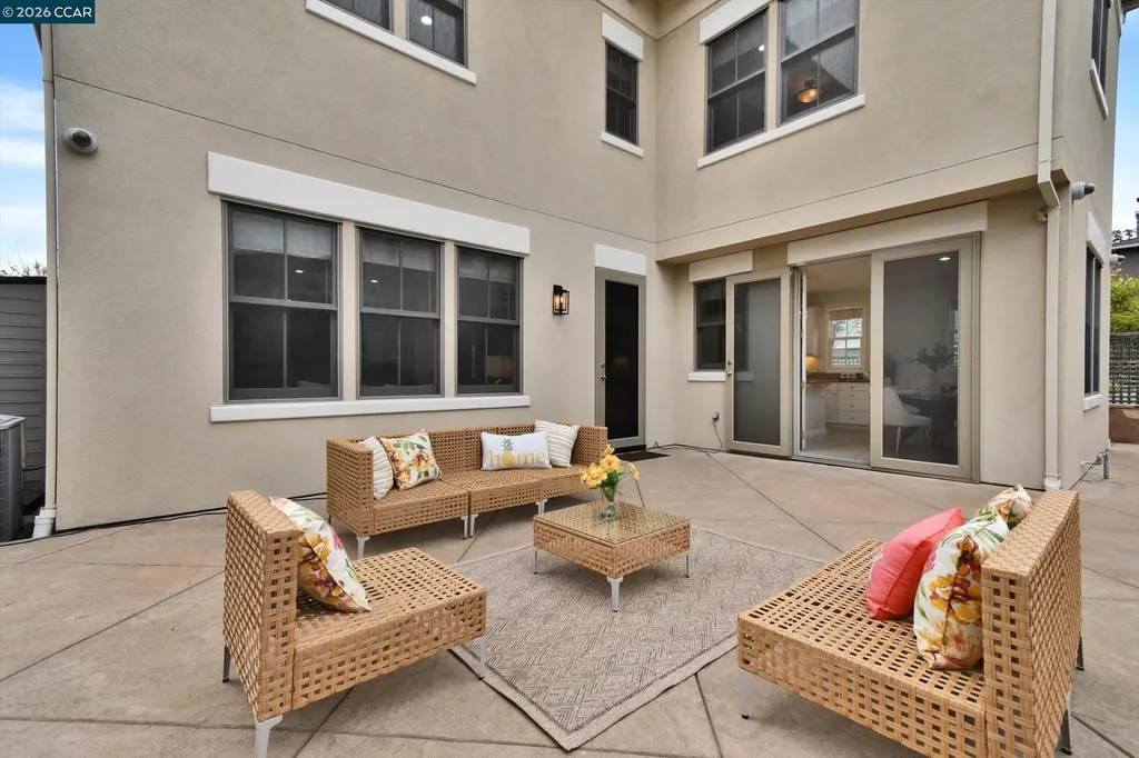1018 Promenade Street Hercules CA 94547