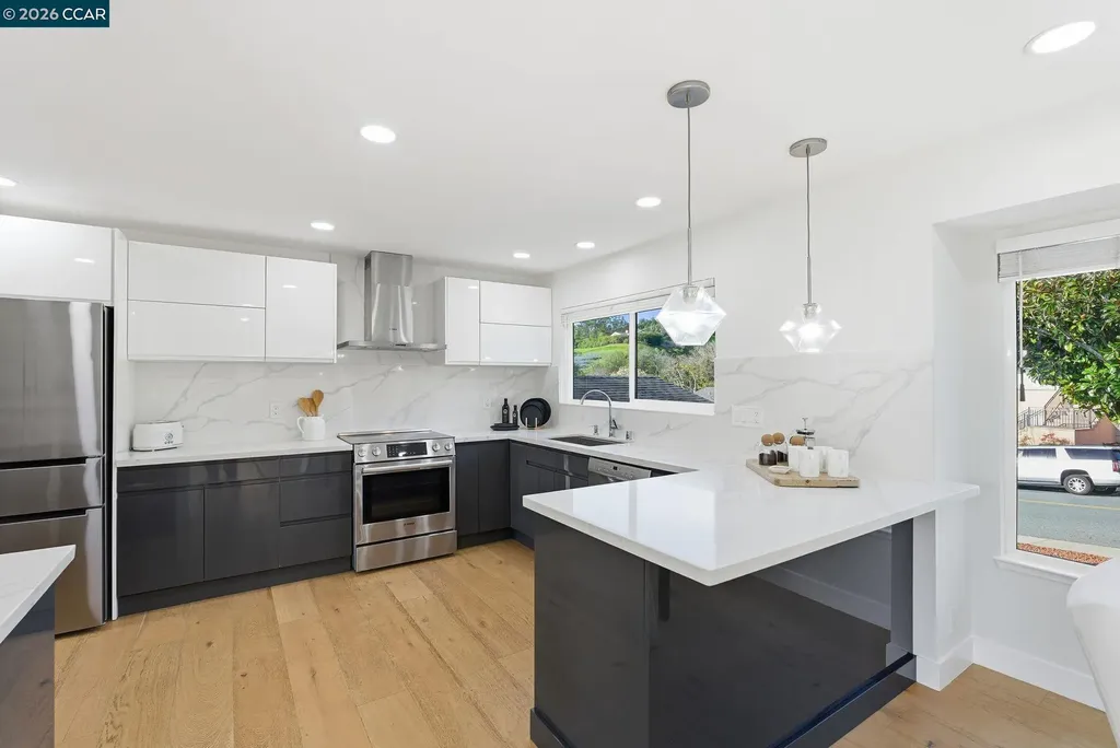89 Greenfield Drive Moraga CA 94556
