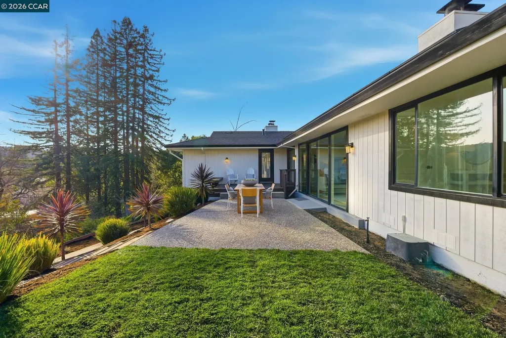 89 Greenfield Drive Moraga CA 94556
