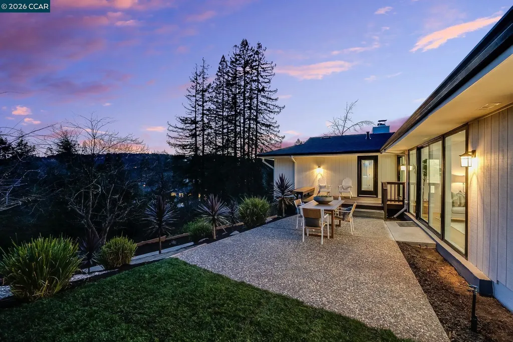 89 Greenfield Drive Moraga CA 94556
