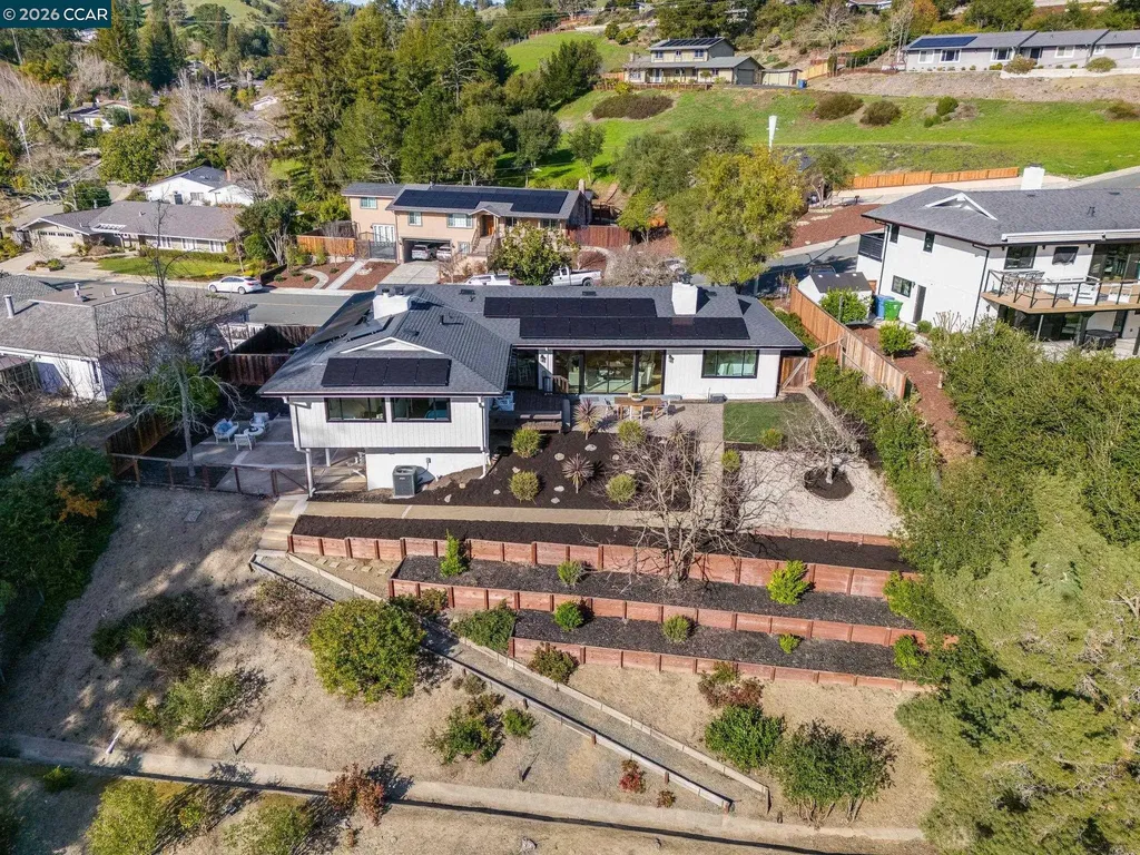 89 Greenfield Drive Moraga CA 94556