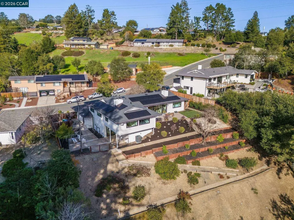 89 Greenfield Drive Moraga CA 94556