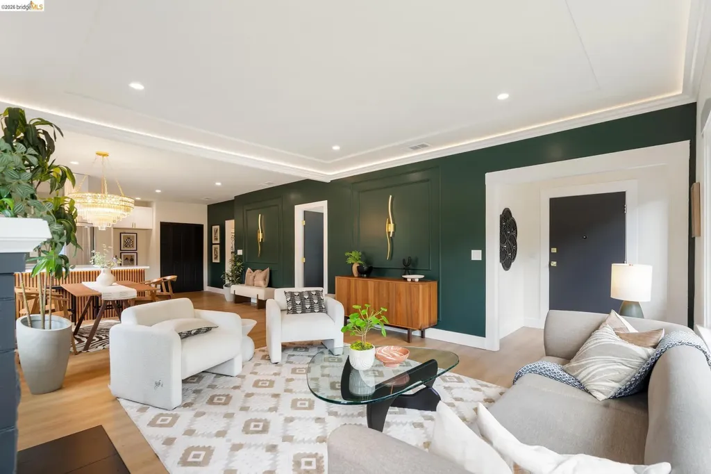 5521 Fremont Street Oakland CA 94608