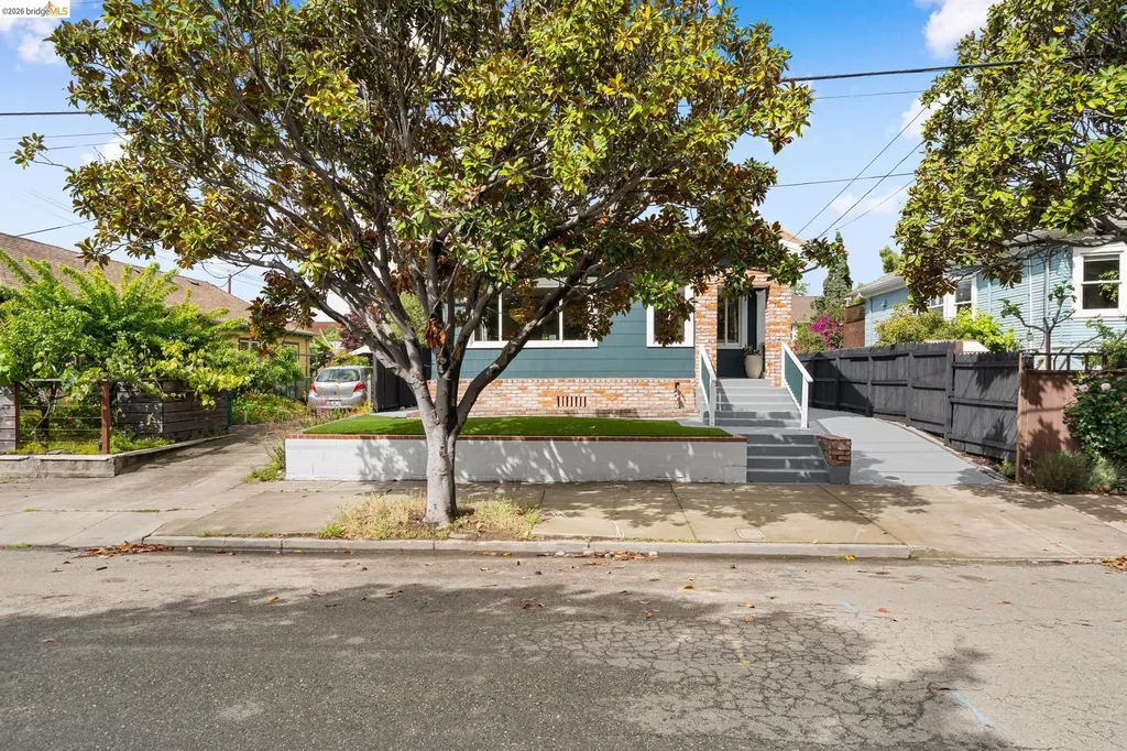 5521 Fremont Street Oakland CA 94608