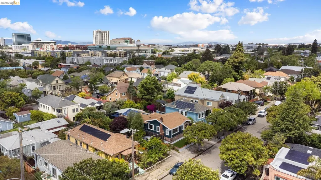 5521 Fremont Street Oakland CA 94608