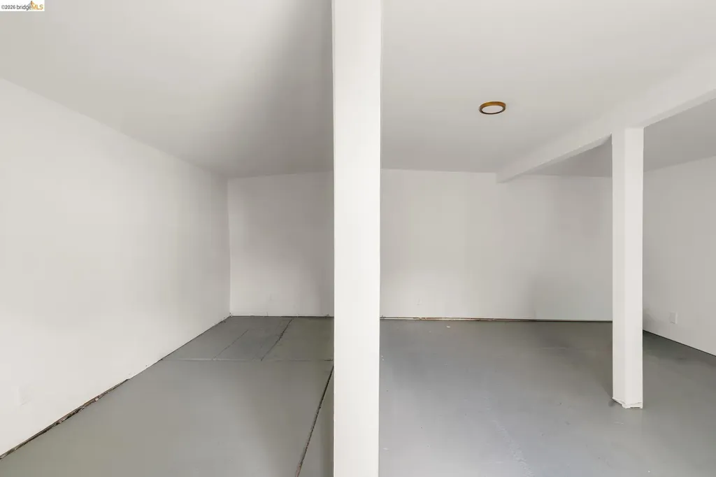 5521 Fremont Street Oakland CA 94608