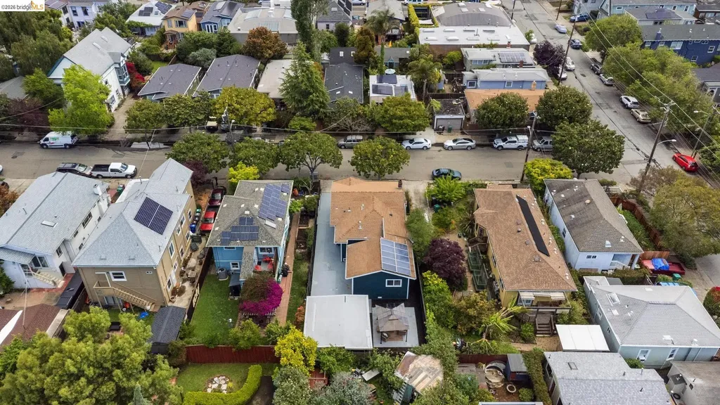 5521 Fremont Street Oakland CA 94608