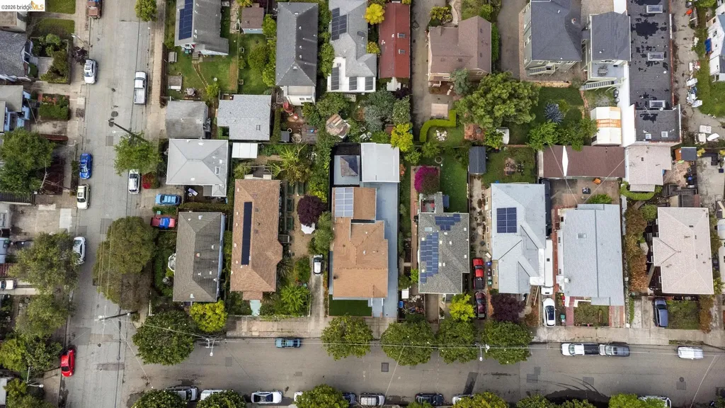5521 Fremont Street Oakland CA 94608