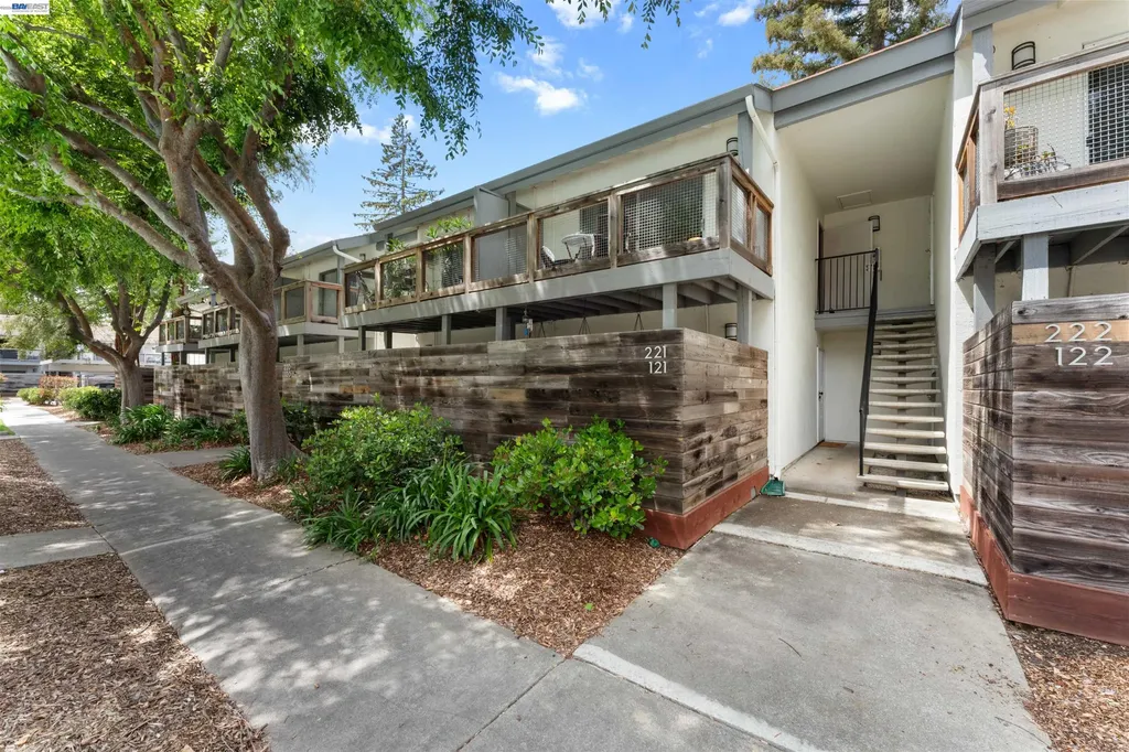 4081 Clayton Road Concord CA 94521