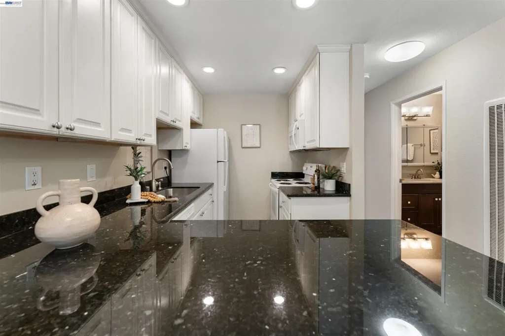 4081 Clayton Road Concord CA 94521