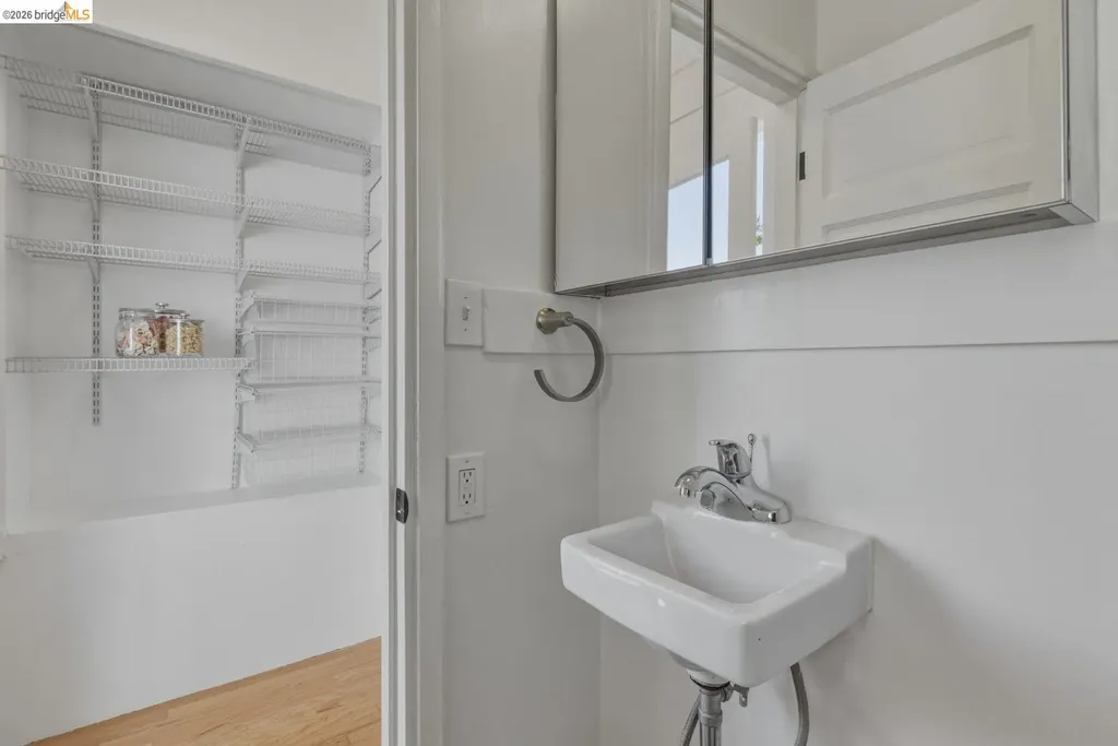 1435 Berkeley Way Berkeley CA 94702