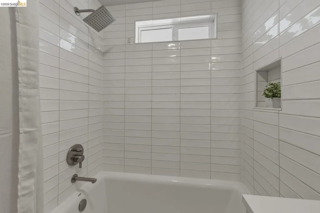 1435 Berkeley Way Berkeley CA 94702