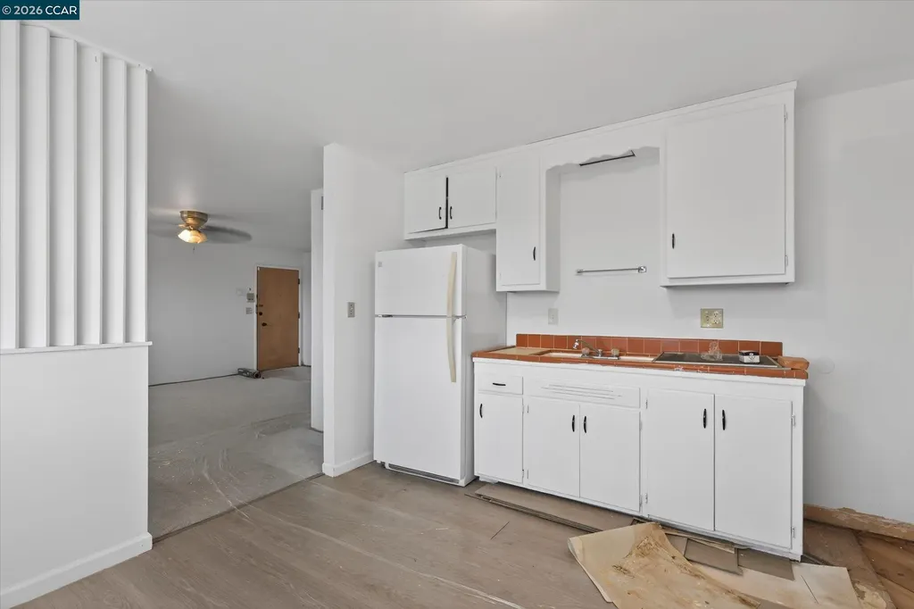 4810 Fairfax Oakland CA 94601
