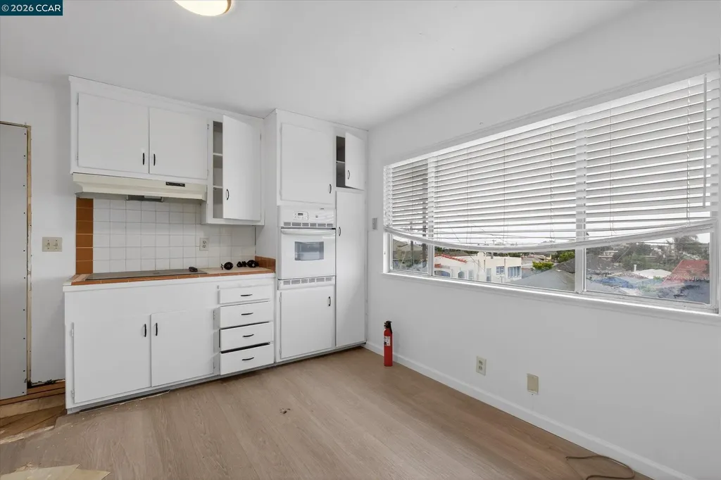 4810 Fairfax Oakland CA 94601