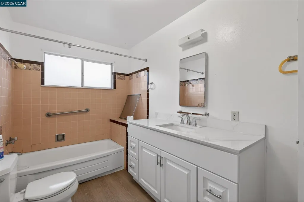 4810 Fairfax Oakland CA 94601