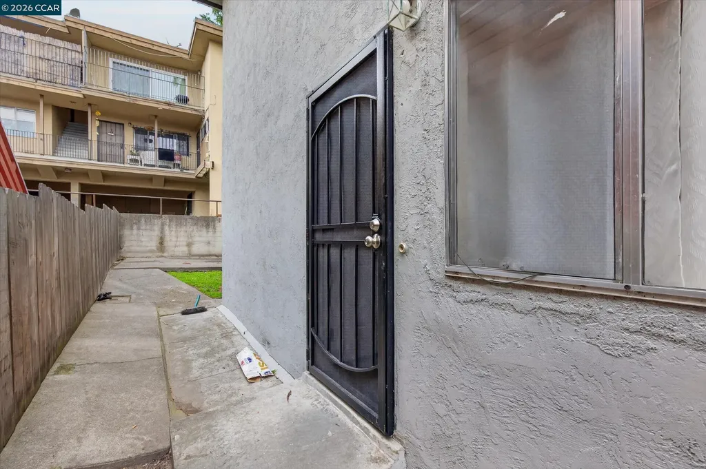 4810 Fairfax Oakland CA 94601