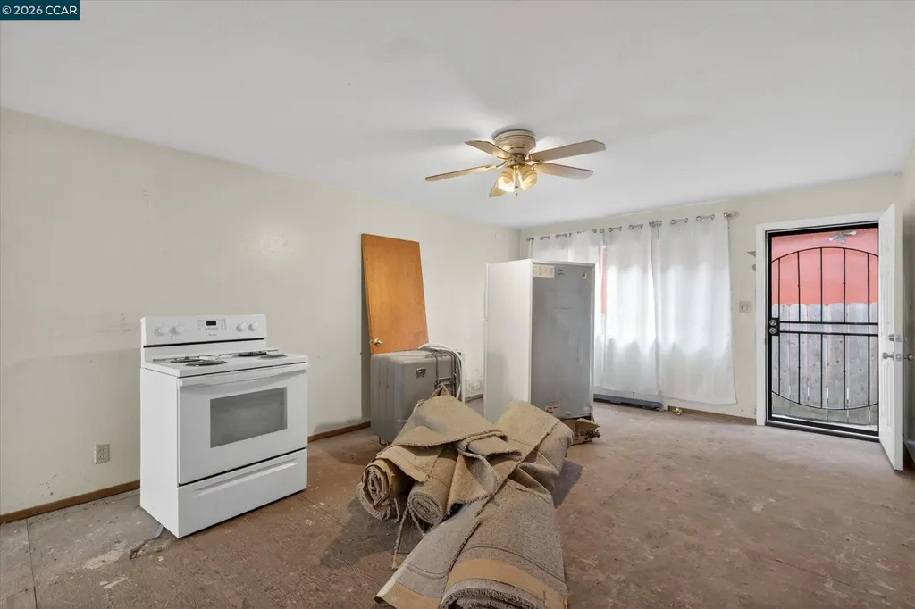 4810 Fairfax Oakland CA 94601