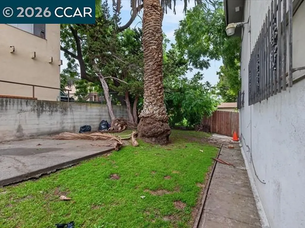 4810 Fairfax Oakland CA 94601