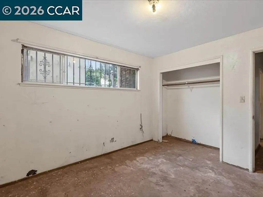 4810 Fairfax Oakland CA 94601