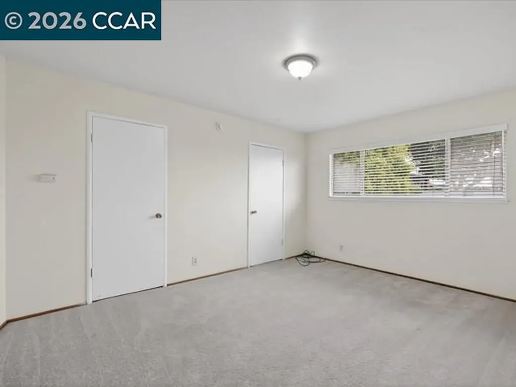 4810 Fairfax Oakland CA 94601