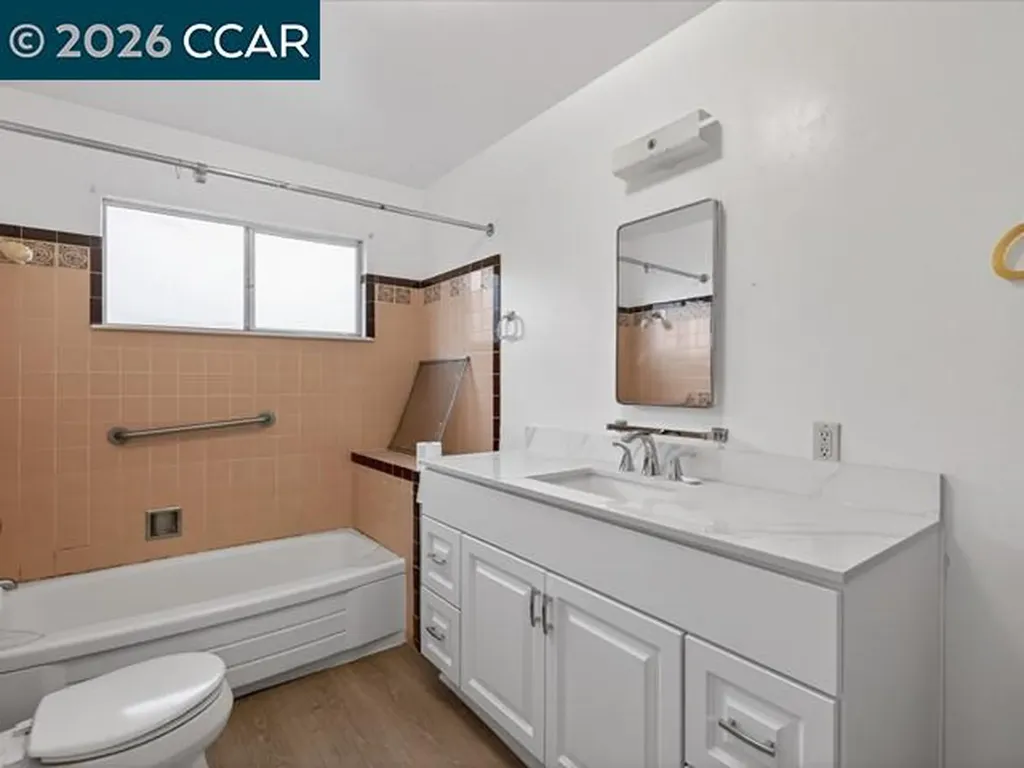 4810 Fairfax Oakland CA 94601