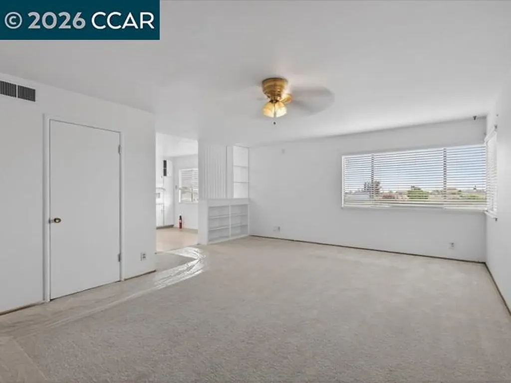 4810 Fairfax Oakland CA 94601