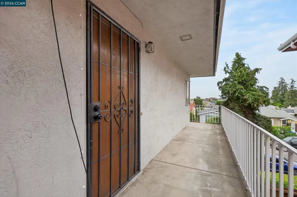 4810 Fairfax Oakland CA 94601