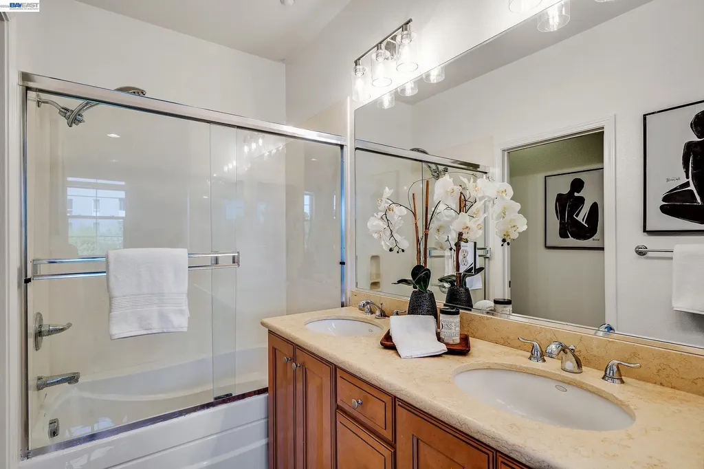 1013 Amber Terrace Union City CA 94587
