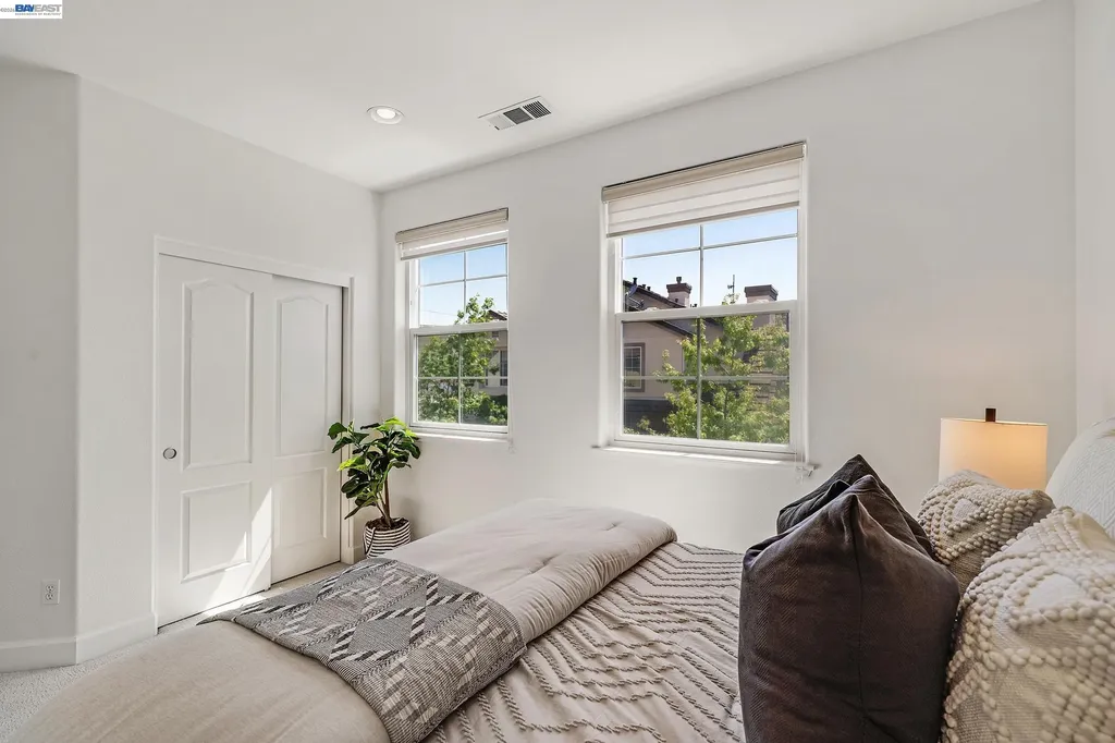 1013 Amber Terrace Union City CA 94587