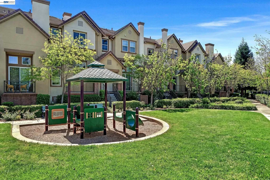 1013 Amber Terrace Union City CA 94587