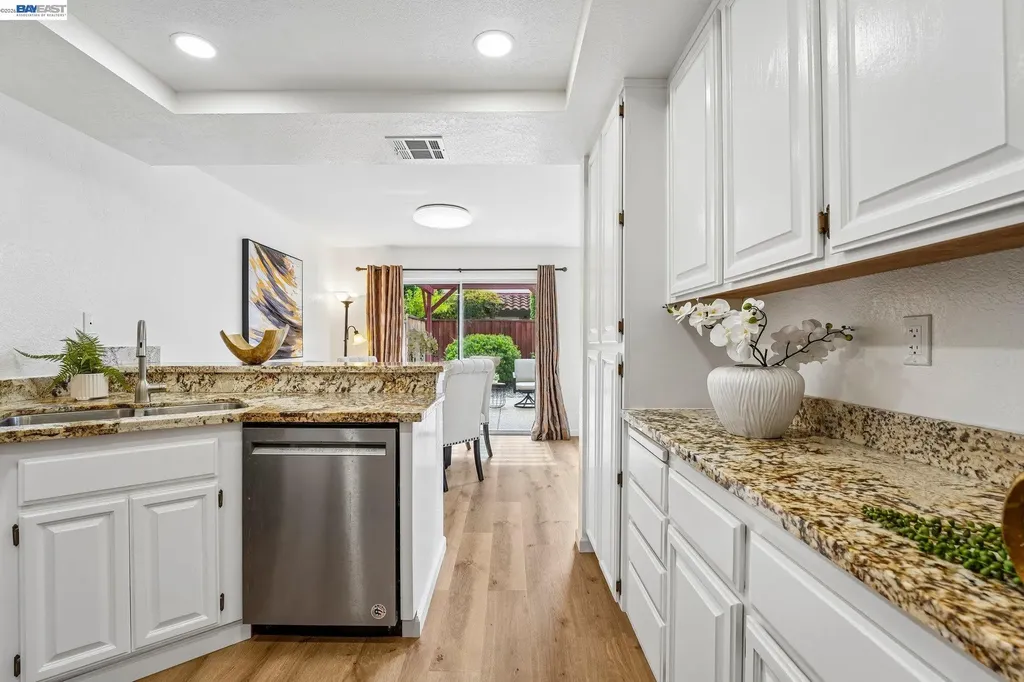 1657 Holly Circle Pleasanton CA 94566