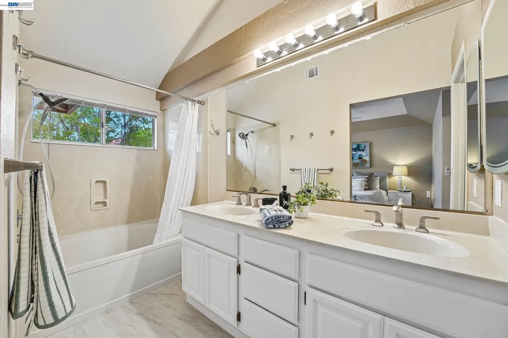 1657 Holly Circle Pleasanton CA 94566