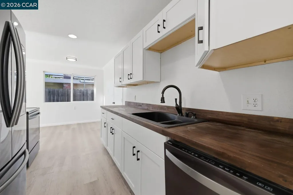 384 Elsinore Drive Vacaville CA 95687