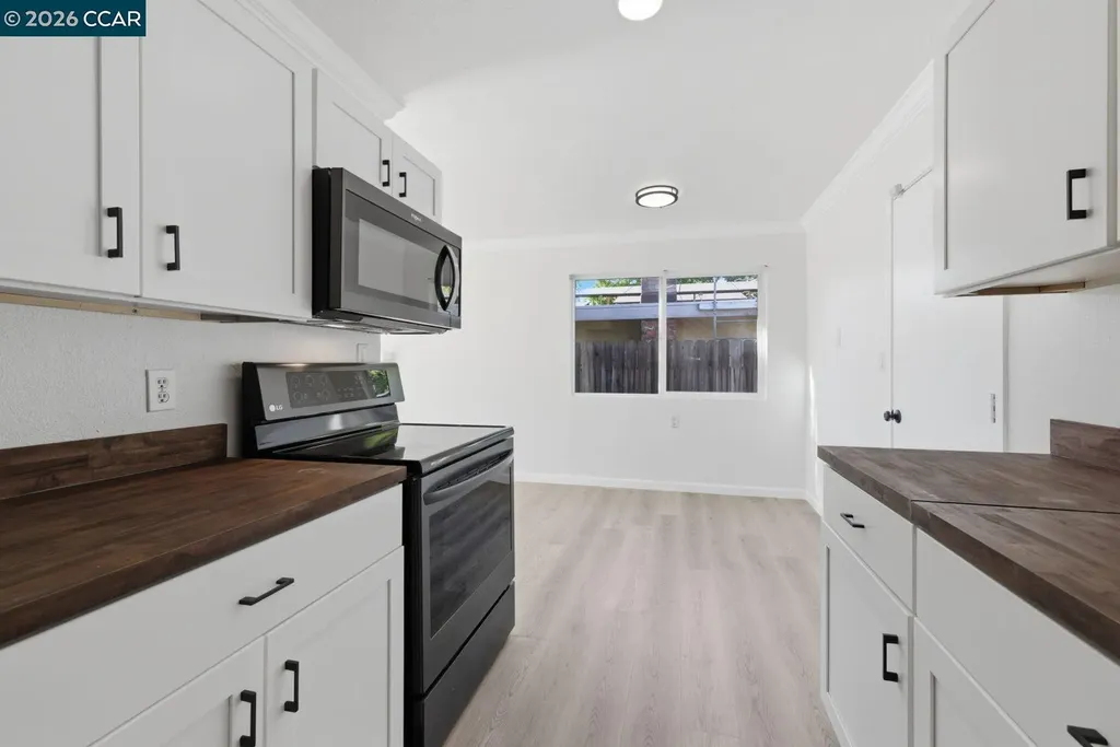384 Elsinore Drive Vacaville CA 95687