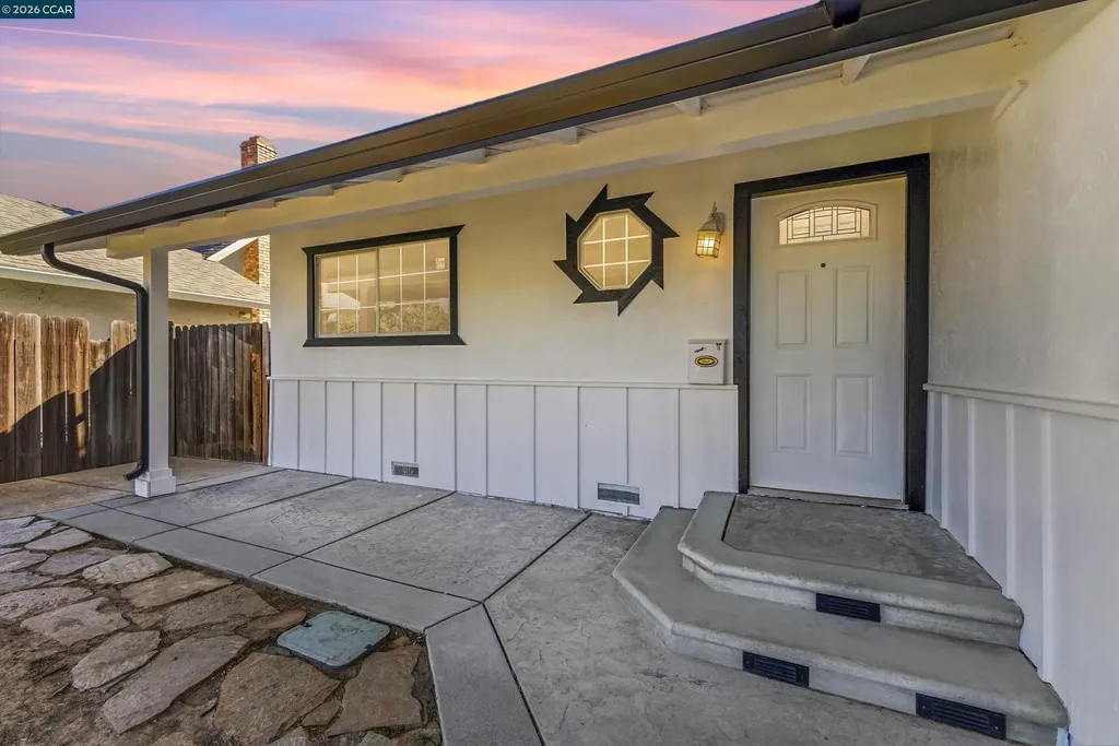 384 Elsinore Drive Vacaville CA 95687