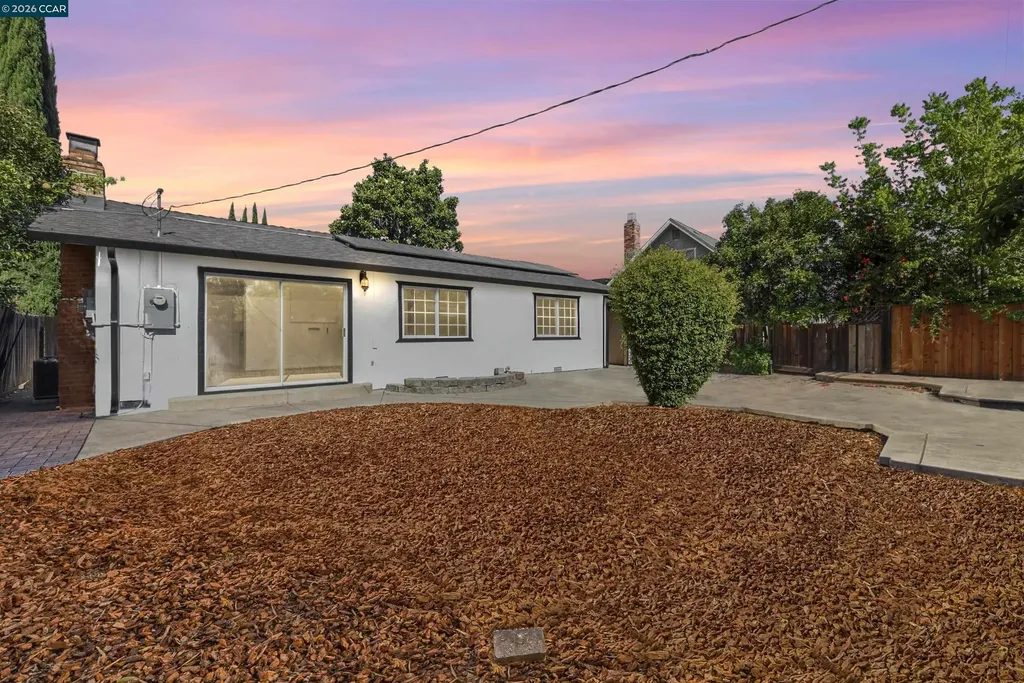 384 Elsinore Drive Vacaville CA 95687