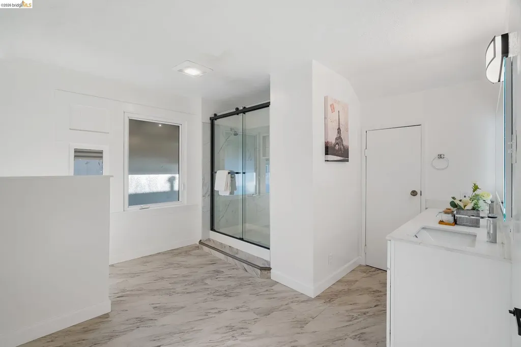 3006 High Street Oakland CA 94619