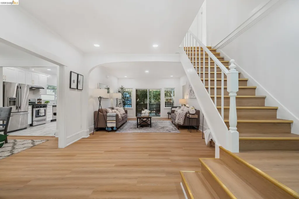3006 High Street Oakland CA 94619