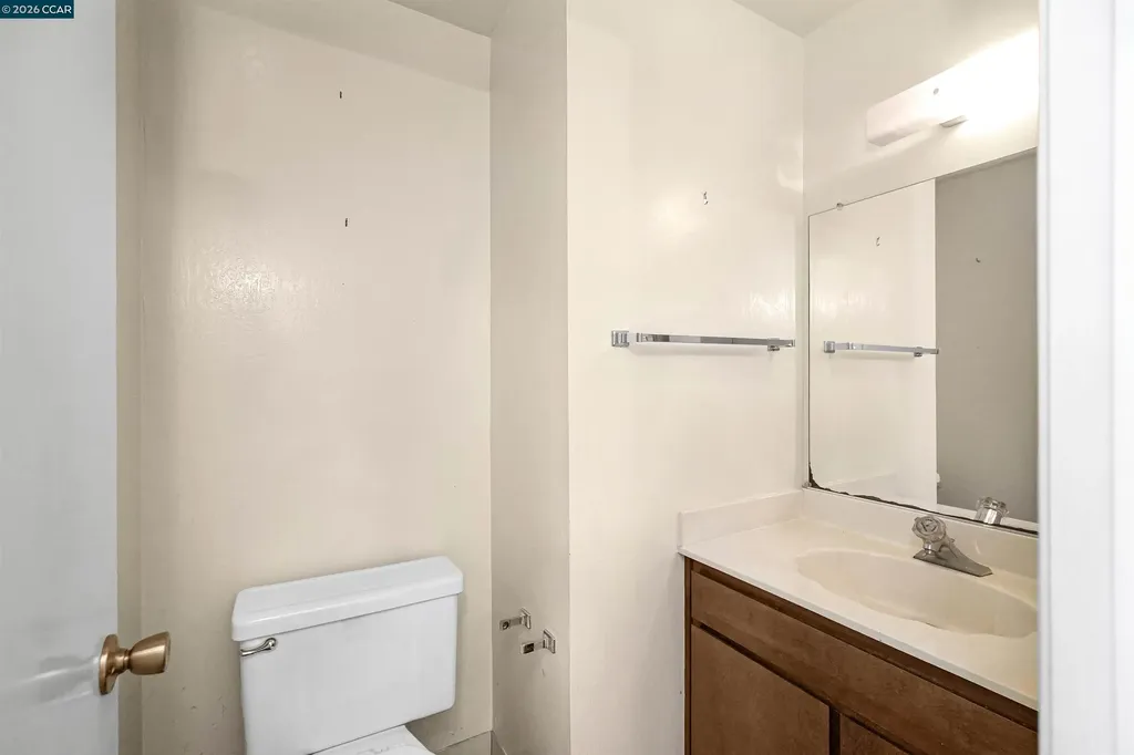 121 Violet Road Hercules CA 94547